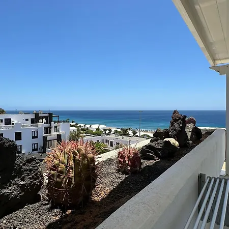 Lägenhet Stunning 2 Bedroom Duplex Close To Main With Seaviews